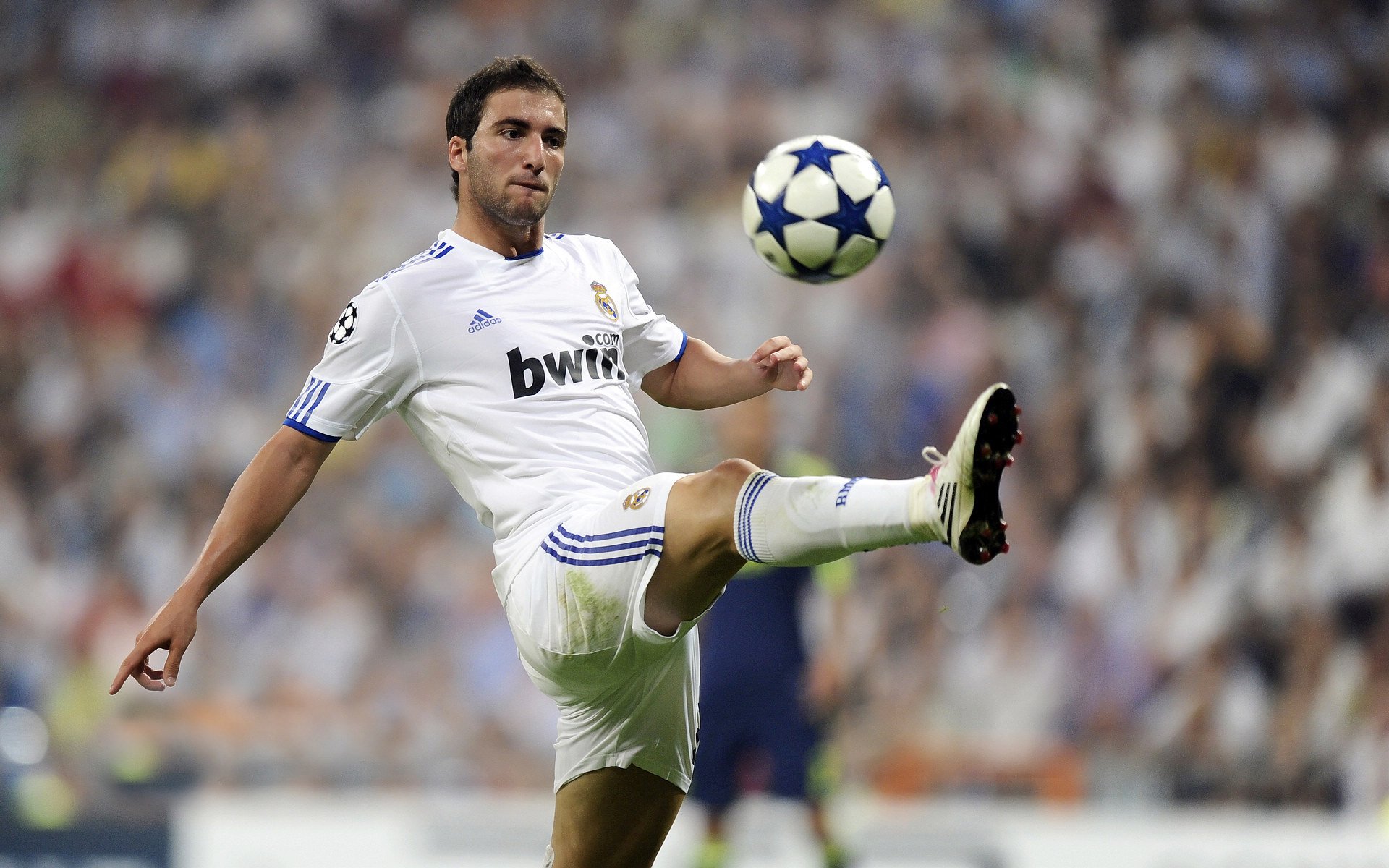 世界足坛最强阵容，2020世界足坛最强阵容